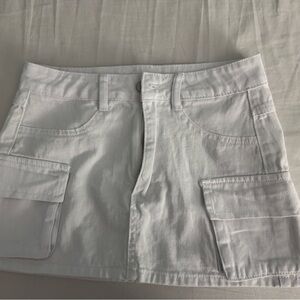 SHEIN White Textured Fabric